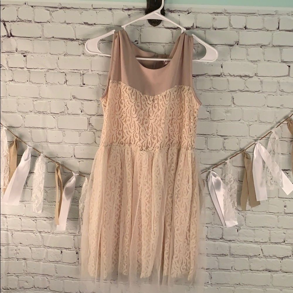 Absolutely & Faith Lace Dress sz M  NWOT